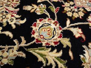 Black Floral 5x8 Indo-Nain Oriental Rug