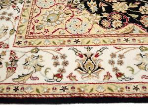 Black Floral 5x8 Indo-Nain Oriental Rug