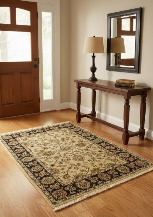 Cream & Charcoal Floral 4X6 Indo-Kashan Oriental Rug