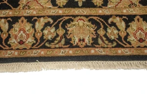 Black Floral Classic 4X6 Indo-Kashan Oriental Rug