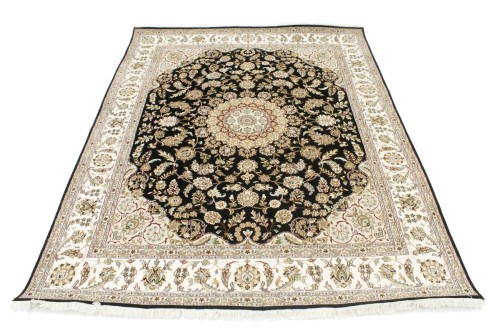 Black Floral 8X10 Indo-Nain Oriental Rug