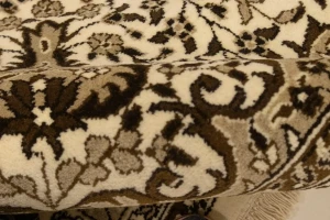 Cream Floral Kirman 7X9 Oriental Rug
