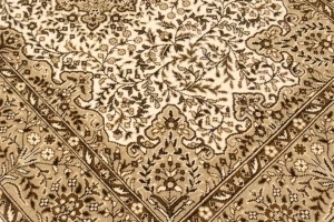 Cream Floral Kirman 4X6 Oriental Rug