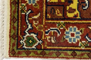 Cream Floral 3X5 Heriz Serapi Oriental Rug