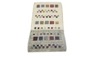 Cream Tribal 1'4X3'9 Indo-Gabbeh Oriental Rug