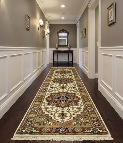 2'6 X 10'3 Cream Hand Knotted Heriz Serapi Wool Runner Rug