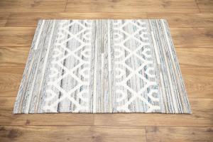 2'0 x 3'0 Hand-Tufted Multicolored Modern Oriental Wool Rug