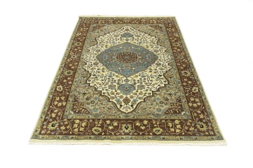 Beige Floral 5X8 Rare Heriz Serapi Oriental Rug