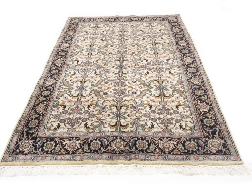 Red Floral 5'8X8'7 Indo-Kashan Oriental Rug