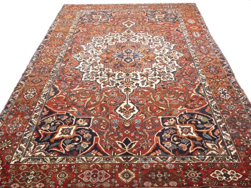 Vintage Red Floral 10X15 Bakhtiari Persian Rug