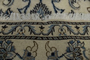 Cream Classic Floral 2'3X4'5 Nain Persian Rug