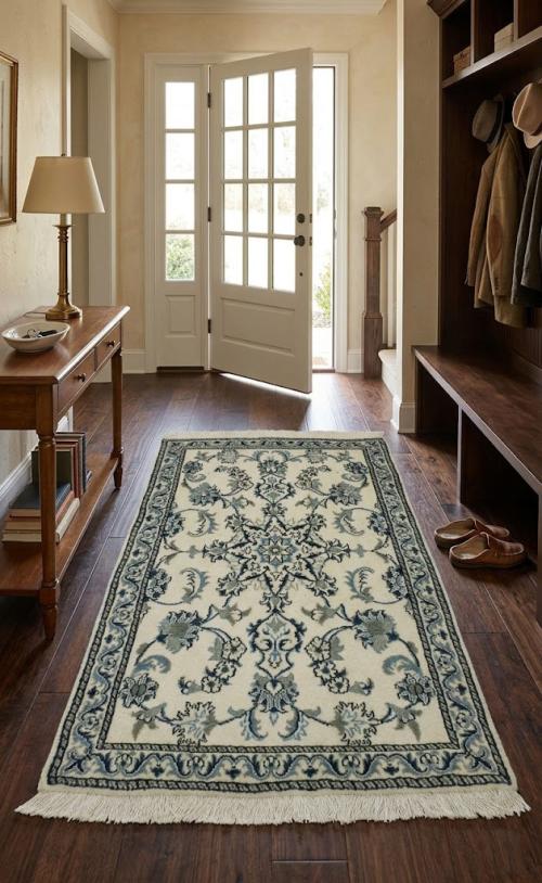 Cream Floral Classic 2'5X4'3 Nain Persian Rug