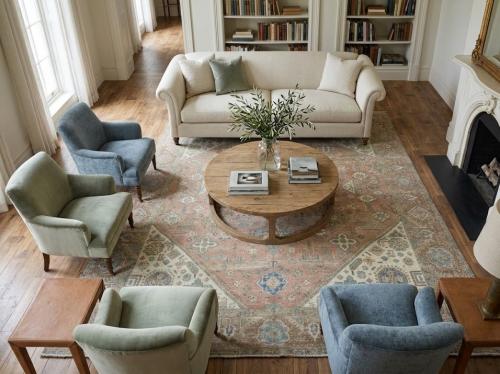 9'1 x 12'3 Hand Knotted Distressed Floral Oriental Wool Rug