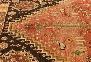 Vintage Red Tribal Geometric 5X8 Shiraz Persian Rug