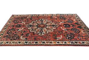 Vintage Red Tribal 5'6X6'9 Bakhtiari Persian Rug