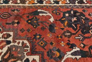 Vintage Red Tribal 5'6X6'9 Bakhtiari Persian Rug