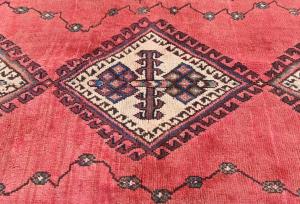 Vintage Light Red Tribal 4'6X6'7 Shiraz Persian Rug