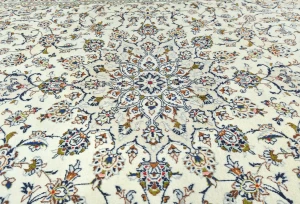 Vintage Cream Floral Traditional 8x11 Kashan Persian Rug