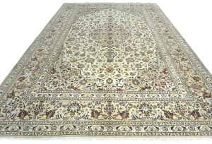 Vintage Cream Traditional Floral 8x11 Kashan Persian Rug