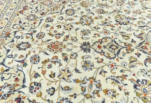 Vintage Cream Traditional Floral 8x11 Kashan Persian Rug