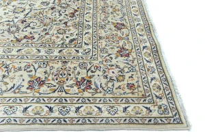 Vintage Cream Traditional Floral 8x11 Kashan Persian Rug