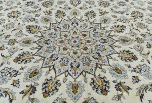 Vintage Cream Floral Traditional 8X11 Kashan Persian Rug