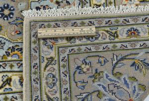 Vintage Cream Traditional 8x11 Kashan Persian Rug