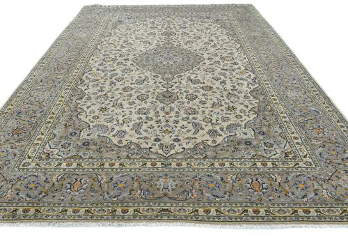 Vintage Cream Traditional 8x11 Kashan Persian Rug
