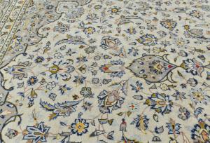 Vintage Cream Traditional 8x11 Kashan Persian Rug