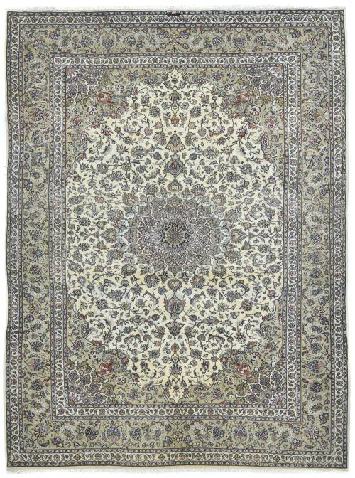 Vintage Cream Traditional 8x11 Kashan Persian Rug