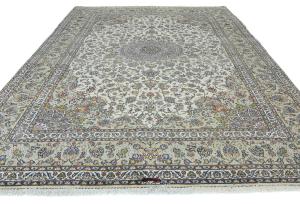 Vintage Cream Traditional 8x11 Kashan Persian Rug