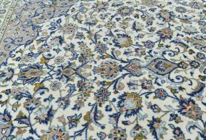 Vintage Cream Traditional  Floral 8x11 Kashan Persian Rug