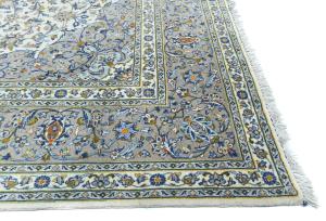 Vintage Cream Traditional  Floral 8x11 Kashan Persian Rug