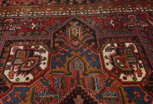 Vintage Red Geometric 8x11 Heriz Persian Rug