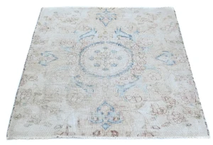 Semi Antique Muted Cream Floral 2'6X2'11 Distressed Oriental Rug