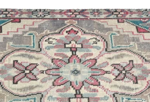 Semi Antique Muted Floral 1'8X2'4 Distressed Oriental Rug
