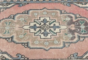 Semi Antique Muted Floral 1'8X2'6 Distressed Oriental Rug