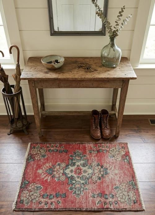 Semi Antique Muted Floral 1'6X2'3 Distressed Oriental Square Rug