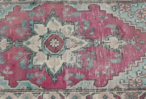 Semi Antique Muted Floral 1'6X2'3 Distressed Oriental Rug