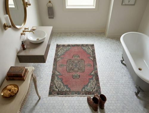 Semi Antique Muted Light Red Floral 1'7X2'7 Distressed Oriental Rug