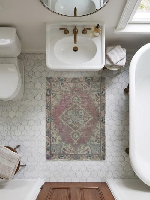 Semi Antique Muted Red Floral 1'7X2'2 Distressed Oriental Rug