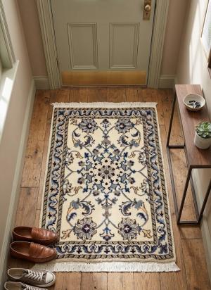 Vintage Vanilla Cream Classic 2X3 Traditional Nain Tabas Oriental Rug