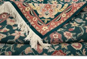 9'0 x 12'0 Hand-Knotted Royal Floral Oriental Wool Rug