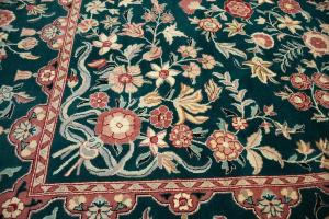 9'0 x 12'0 Hand-Knotted Royal Floral Oriental Wool Rug