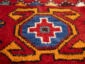 2'2 x 3'8 Hand Knotted Heriz Tribal Persian Wool Rug