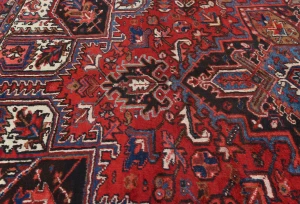 Vintage Red Floral 7X10 Heriz Persian Rug