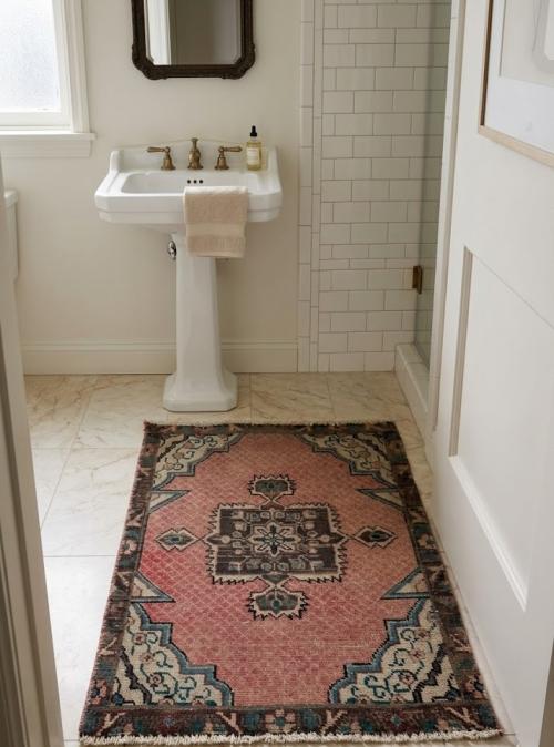 1'8 X 2'3 Hand Knotted Semi Antique Muted Floral Wool Square Rug
