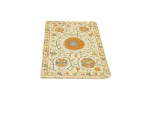 2x3 Hand Woven Sumak Floral Oriental Wool Rug