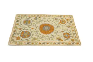 2x3 Hand Woven Sumak Floral Oriental Wool Rug