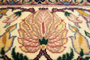 8'2 x 10'1 Hand Knotted Floral Oriental Wool Rug